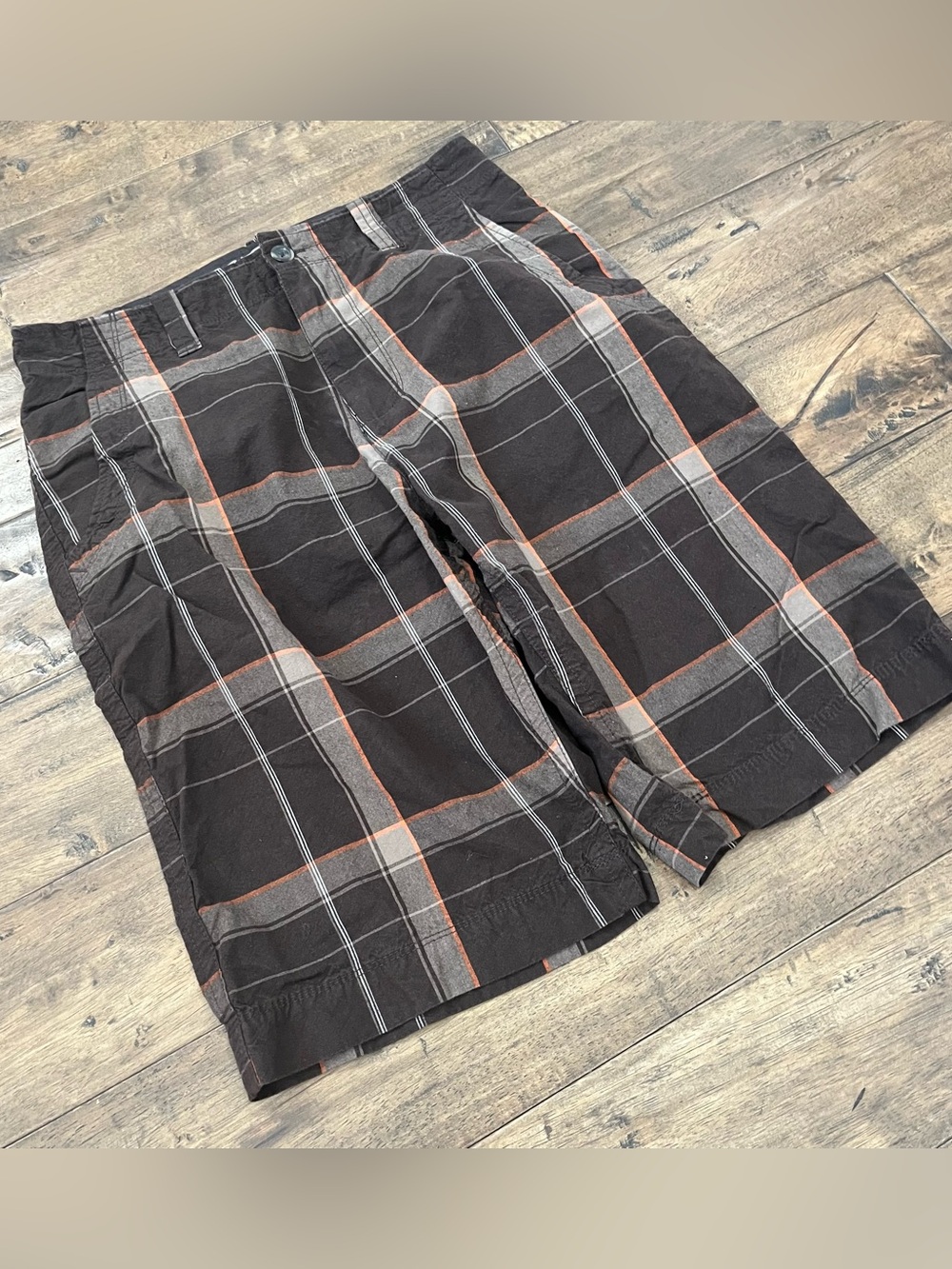 Insane Baggy Brown Plaid Y2K Surf Shorts #Surf #Y2K #Baggy
